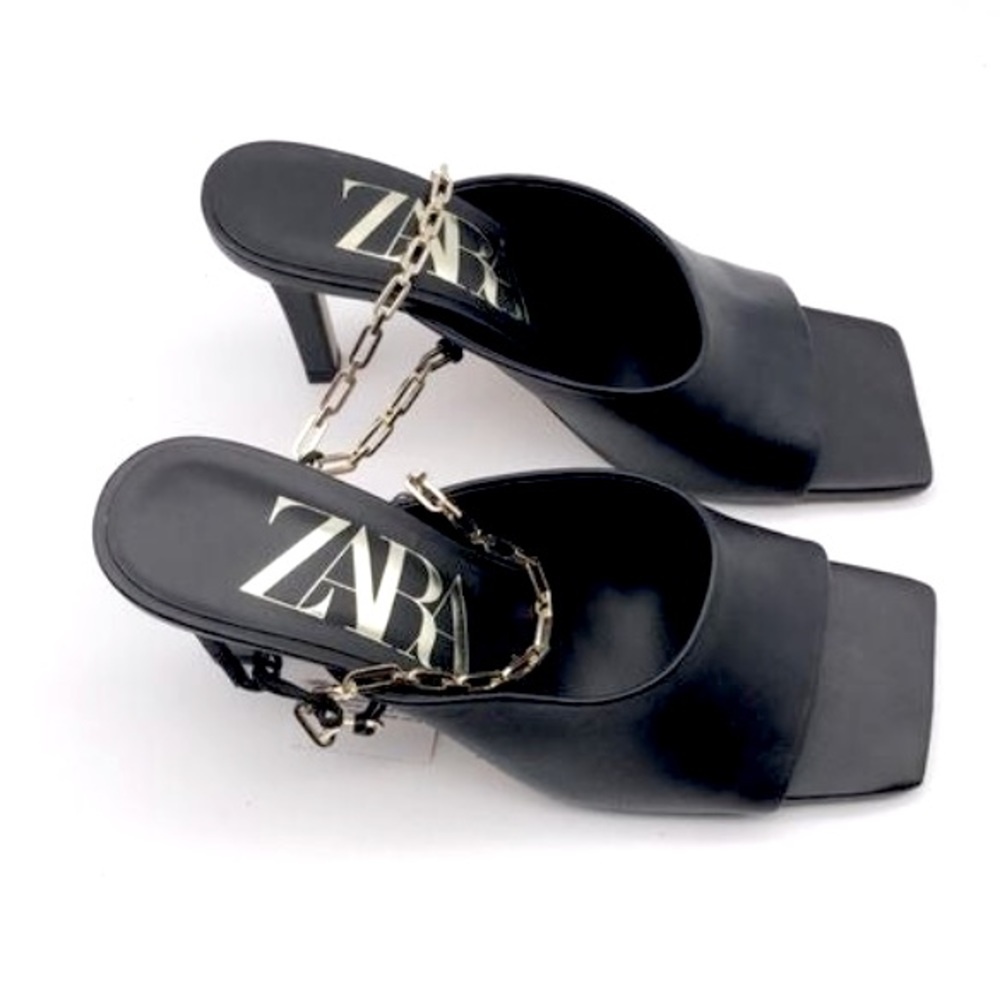 ZARA Leather Sandals in Black 🖤